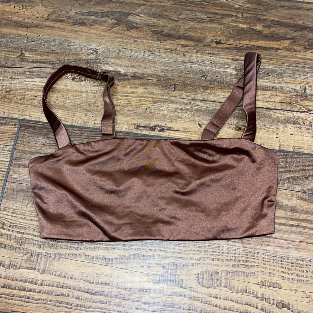 Brown skims bra